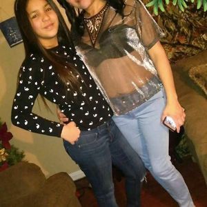 Meet your Posher, Mariely